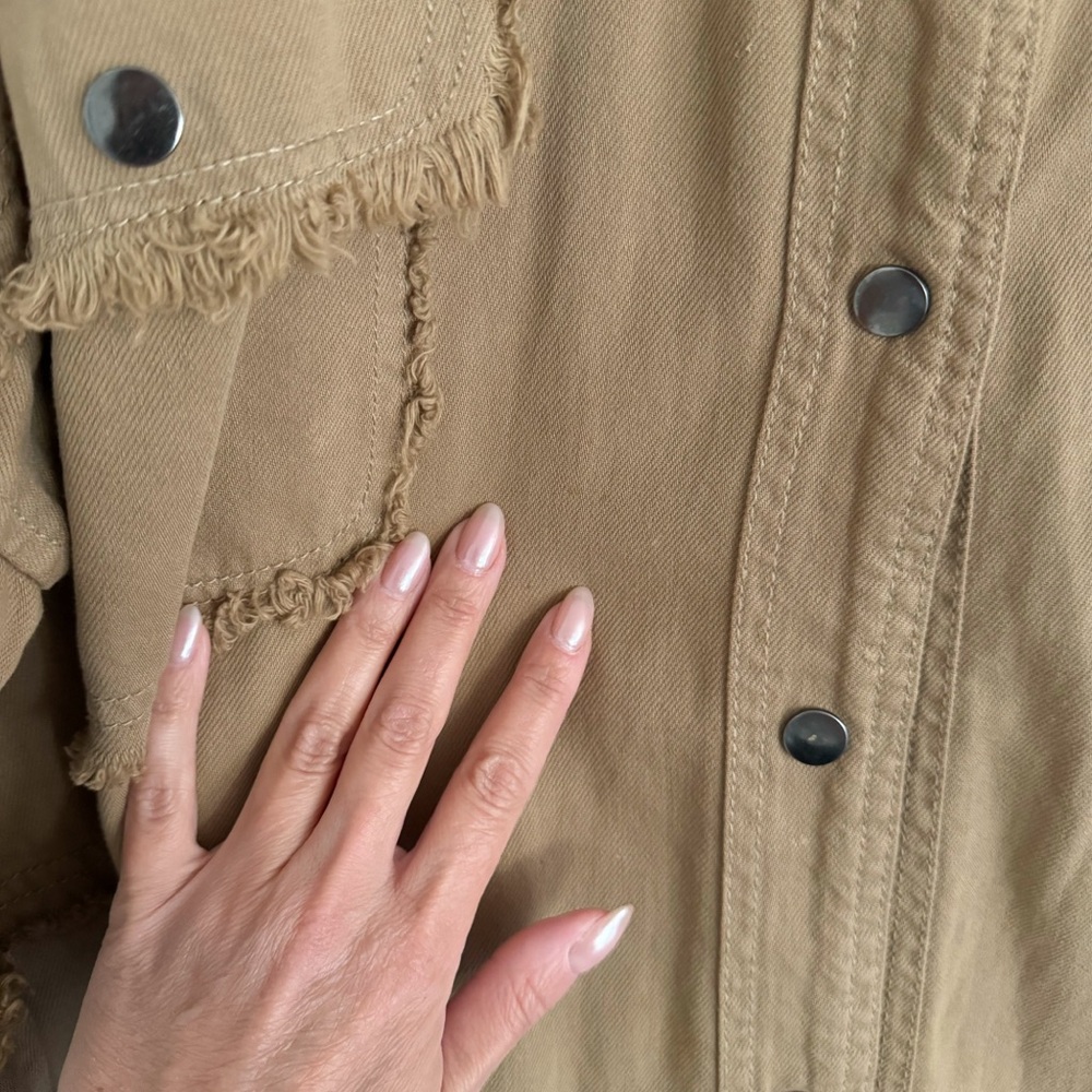 Coachella Vibes // Elan Tan Rock & Roll Shirt Jacket - Picture 5 of 6